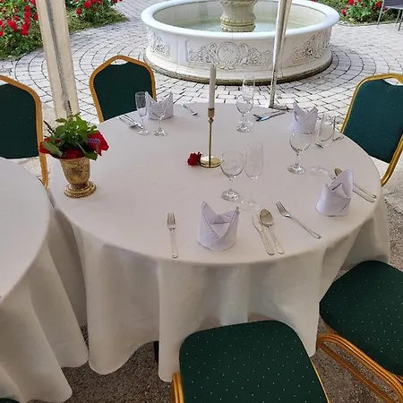 Hotel Kastiel Ottlyk