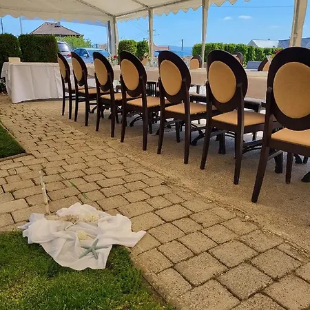 Hotel Kastiel Ottlyk