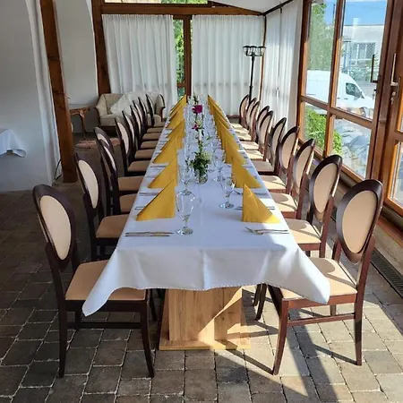 Hotel Kastiel Ottlyk