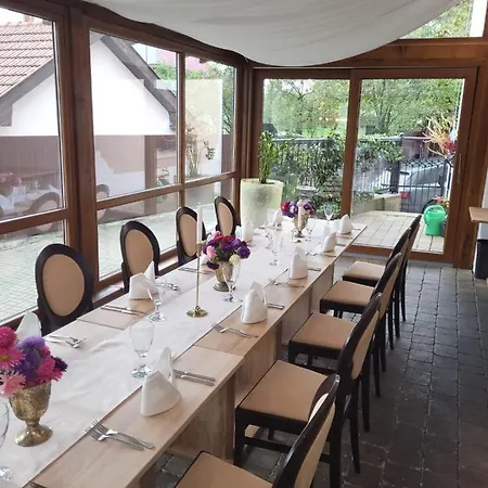 Kastiel Ottlyk Hotel Bánovce nad Bebravou